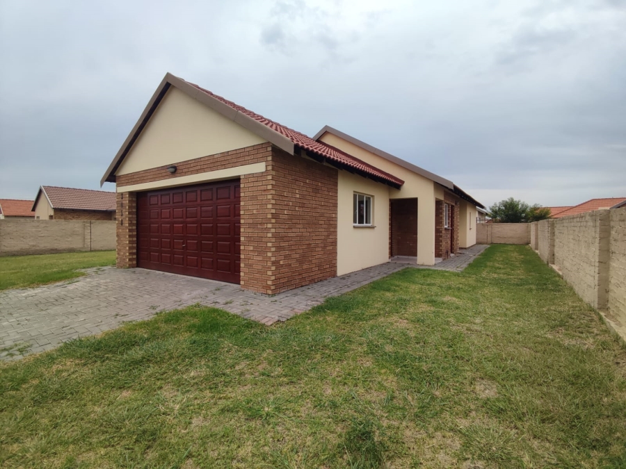 3 Bedroom Property for Sale in Waterkloof Hill Estate North West